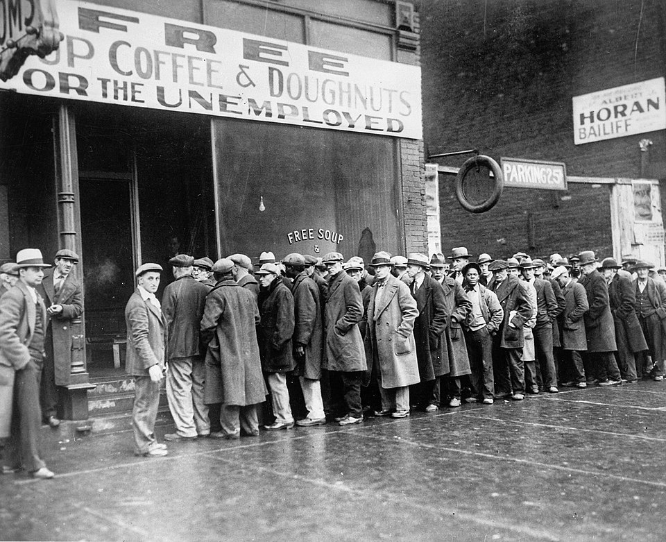 Queuing for relief during the Great Depression (Chicago, 1931)