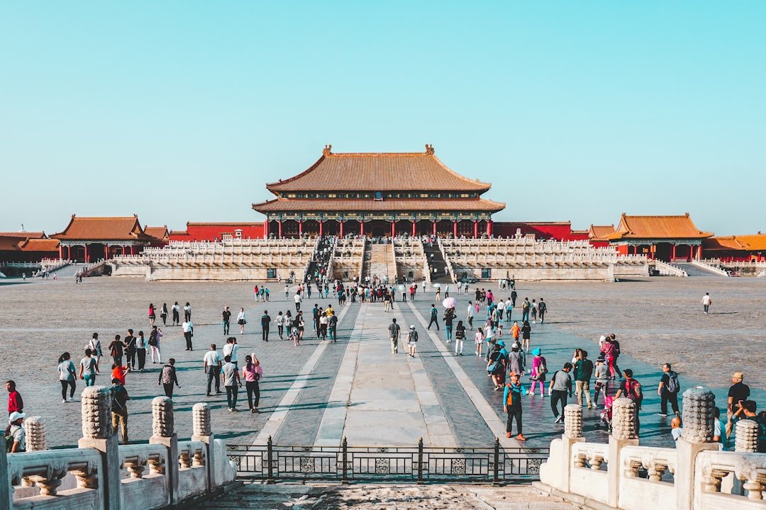配图 配图