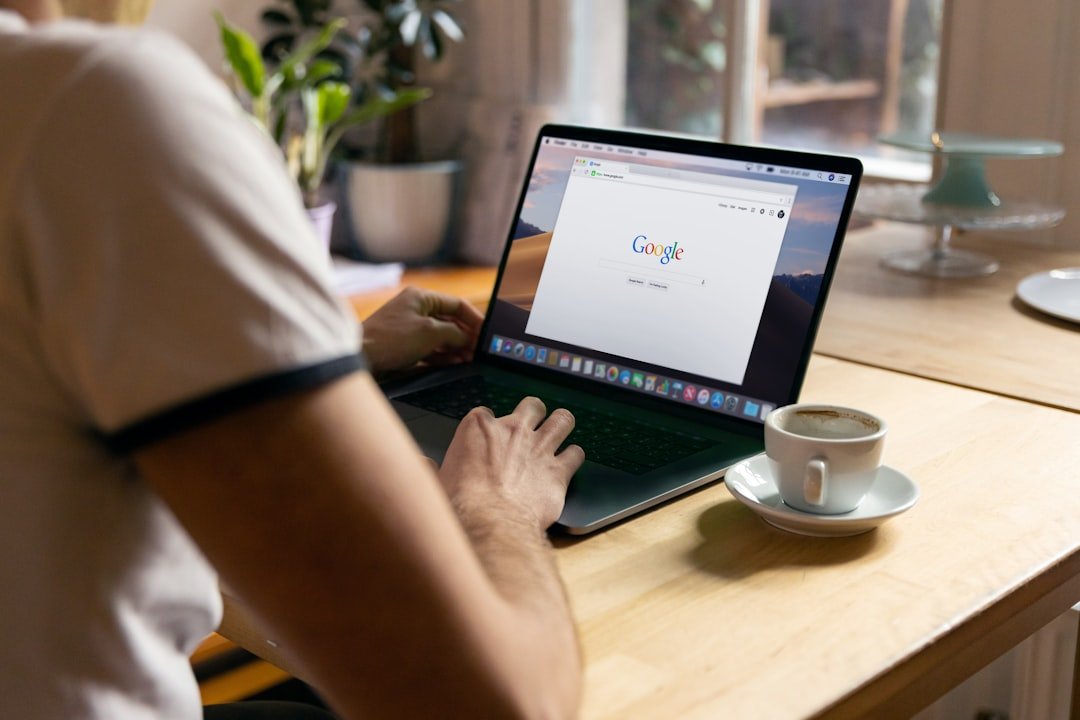 配图