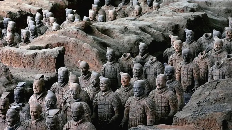 The Terracotta Army guarding the tomb of the First Emperor near Xi'an. The Terracotta Army guarding the tomb of the First Emperor near Xi'an.